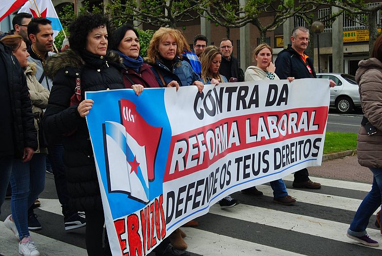 17-05-01-ManifestacionFerrol-03.jpg